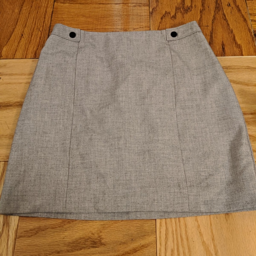 Gray shift skirt